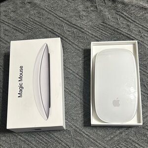 Apple Magic Mouse - White